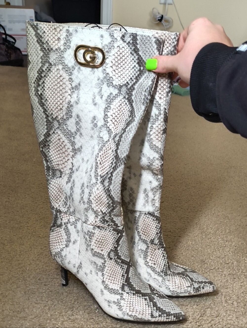 GBG Los Angeles White and Brown Snake-Print Boots with Gold Logo Size 8